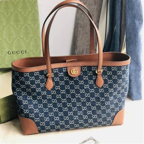 gucci tiger medium tote|gucci medium tote black denim.